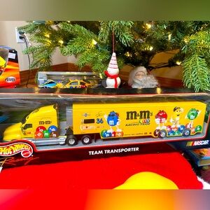 Ultra-Rare Vintage Hot Wheels Collectible – A Must-Have for Fans!